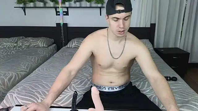 Snapshot of Kris_Braun chatting on February 5, 2026, 1:43 am Kris Braun online show from February 5, 2026, 1:43 am