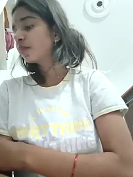 Cute-Natashaa online show from February 9, 2026, 6:23 pm