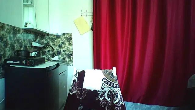 bella2322 online show from April 12, 2026, 6:51 am