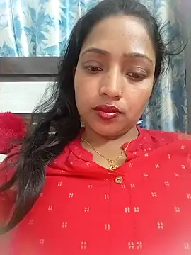 Hot-Tinaa online show from February 19, 2026, 2:57 pm