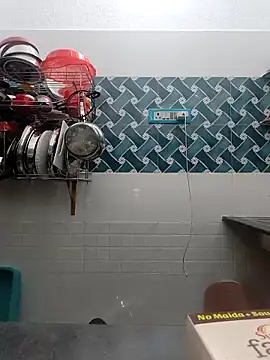 Hot-Tinaa online show from March 22, 2026, 2:42 pm