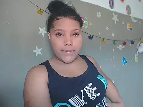 ShanayapkopRs online show from May 4, 2026, 6:48 pm