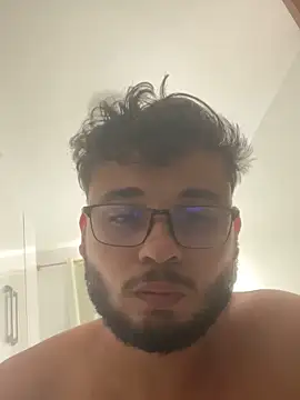 Snapshot of peuba12 chatting on March 9, 2026, 11:47 am peuba12 online show from March 9, 2026, 11:47 am