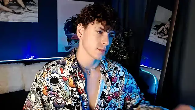 Snapshot of TylerGibson chatting on July 8, 2026, 4:28 am TylerGibson online show from July 8, 2026, 4:28 am