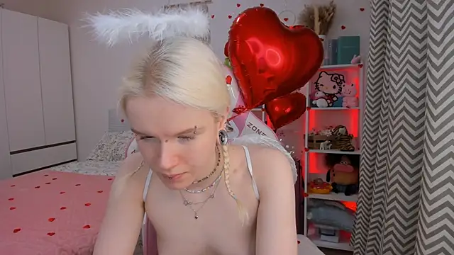 Snapshot of Mia_WaterFall chatting on February 14, 2026, 3:25 am Mia WaterFall online show from February 14, 2026, 3:25 am