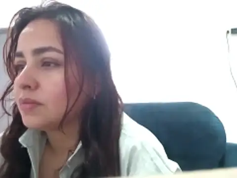 Snapshot of lunitahoney13 chatting on February 19, 2026, 2:02 pm lunitahoney13 online show from February 19, 2026, 2:02 pm