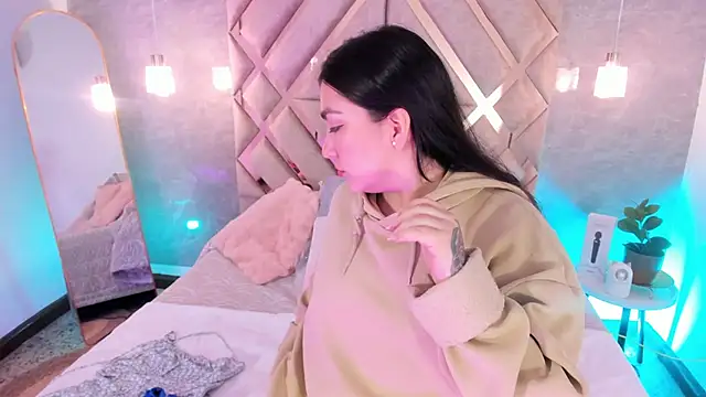 KathiaJenner online show from February 19, 2026, 12:01 pm