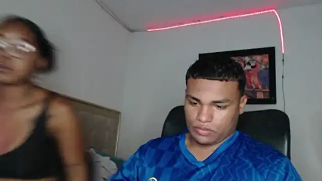 girl sexy27 online show from February 10, 2026, 2:43 pm