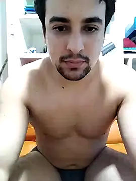 Snapshot of AxelWhitte chatting on February 5, 2026, 7:07 pm AxelWhitte online show from February 5, 2026, 7:07 pm