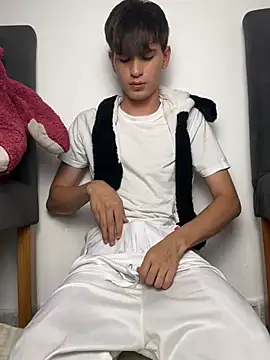 Naim TheKing online show from February 3, 2026, 2:53 am