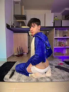 Naim TheKing online show from April 14, 2026, 2:45 pm