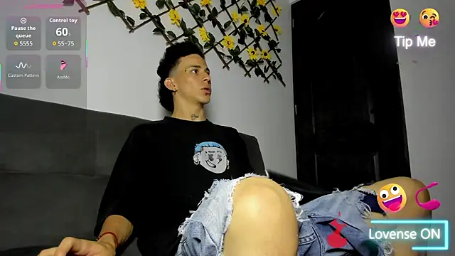 Maxxx bigcockx online show from April 7, 2026, 4:46 am