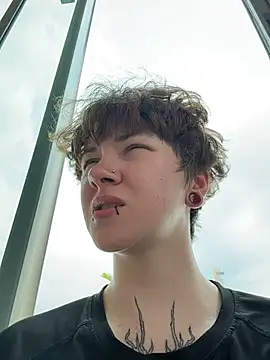 IceMur online show from March 16, 2026, 5:44 am