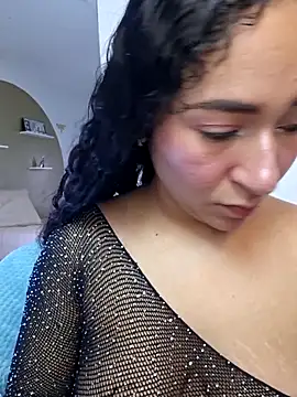 Dany Moon  online show from April 8, 2026, 3:28 am