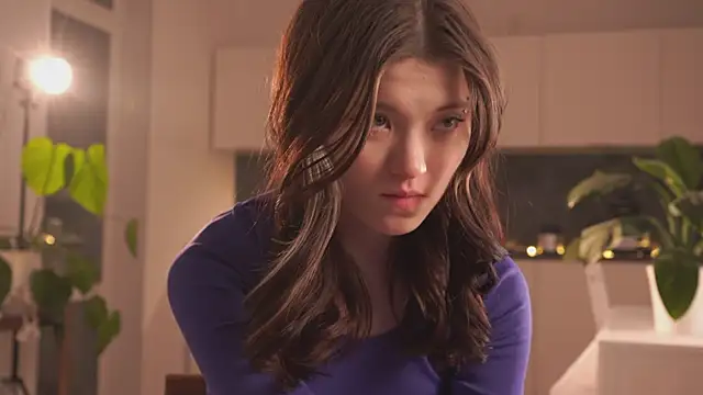 EleniRoeber online show from February 6, 2026, 5:16 pm