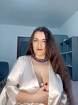 Angela swet online show from April 25, 2026, 3:31 pm