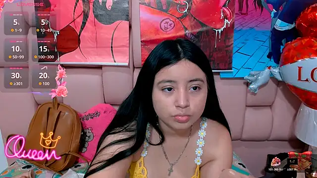 angelhotlatina18 online show from February 23, 2026, 11:51 am