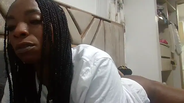 JadaMillss online show from July 1, 2026, 10:42 pm