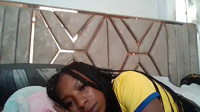 JadaMillss online show from July 4, 2026, 2:23 pm