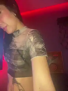 MamiSoft420 online show from February 24, 2026, 7:28 am