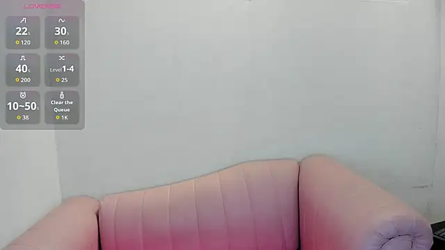 Snapshot of sky_velvet chatting on June 11, 2026, 4:38 pm sky velvet online show from June 11, 2026, 4:38 pm