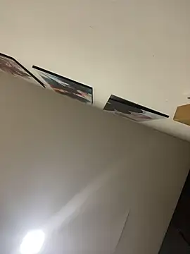 JuliaaVega online show from April 2, 2026, 11:52 am