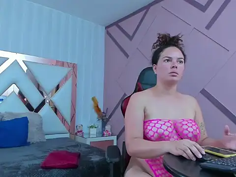 Snapshot of ZamanthaJhones chatting on February 27, 2026, 7:14 pm ZamanthaJhones online show from February 27, 2026, 7:14 pm