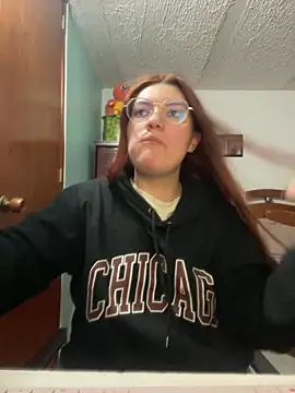 Vixroy7 online show from March 27, 2026, 11:48 pm