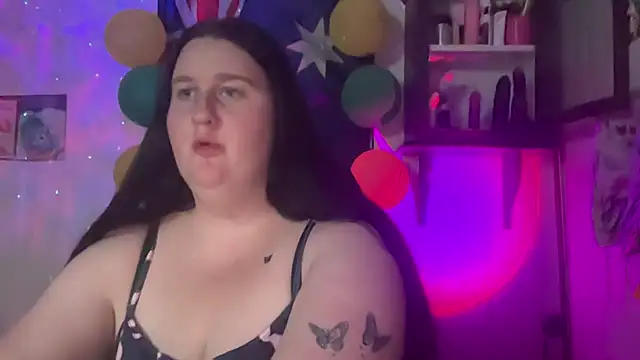 xopeachybaby online show from July 12, 2026, 9:00 am