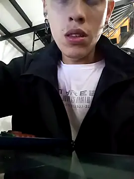 blackninja66 online show from March 31, 2026, 2:24 am