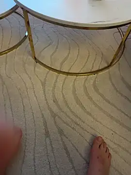 tony3729 online show from April 9, 2026, 11:10 pm