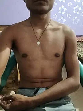 Snapshot of its_rising_star chatting on March 11, 2026, 7:25 am its rising star online show from March 11, 2026, 7:25 am