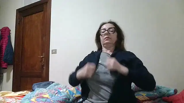 Miasexmilf online show from May 15, 2026, 11:34 pm