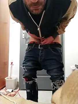 Punciprof online show from April 10, 2026, 8:13 pm