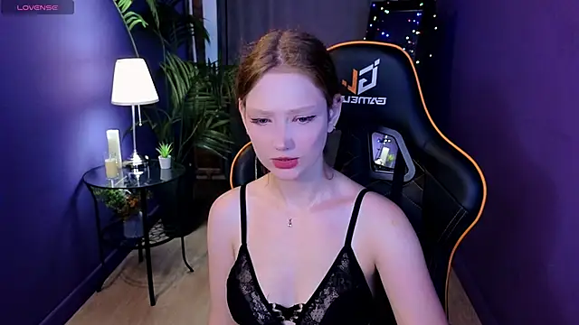 Your lilith  online show from June 18, 2026, 6:02 am