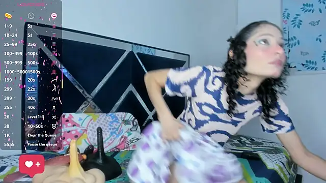 Ninna Vergara online show from March 3, 2026, 1:23 am