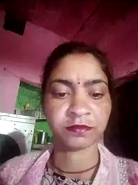 Snapshot of Nasrjfjfjy5578 chatting on February 14, 2026, 5:53 pm Nasrjfjfjy5578 online show from February 14, 2026, 5:53 pm