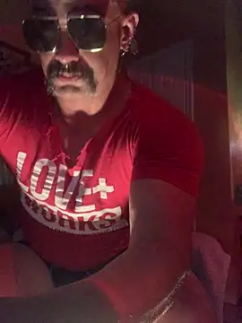 daddydonkey84 online show from April 25, 2026, 5:32 am
