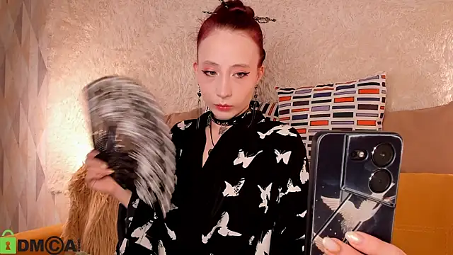 Snapshot of Lea_much chatting on February 8, 2026, 9:13 am Lea much online show from February 8, 2026, 9:13 am