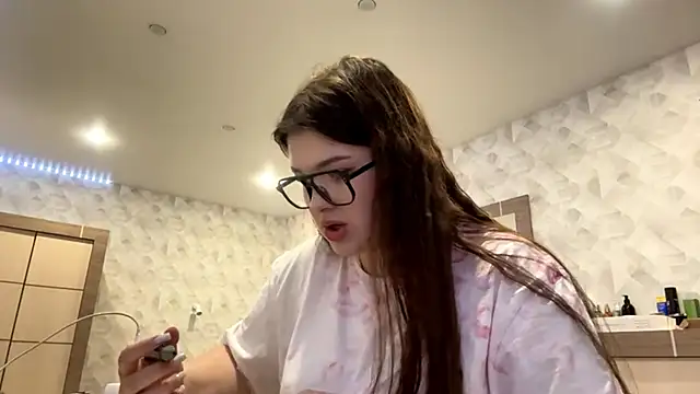 Snapshot of _MaryLove_ chatting on March 2, 2026, 4:25 pm MaryLove online show from March 2, 2026, 4:25 pm