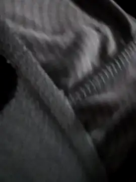 Snapshot of TU_PITUDO_FAV_BB_19CM chatting on February 18, 2026, 5:53 pm TU PITUDO FAV BB 19CM online show from February 18, 2026, 5:53 pm