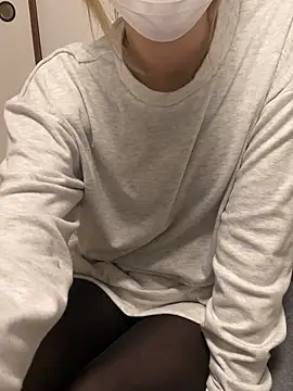 Snapshot of yui__yuichan chatting on February 3, 2026, 2:33 pm yui yuichan online show from February 3, 2026, 2:33 pm