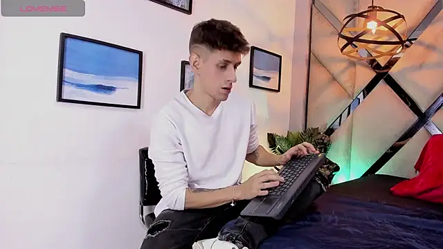 Snapshot of Jasper__jones chatting on February 11, 2026, 1:49 pm Jasper jones online show from February 11, 2026, 1:49 pm