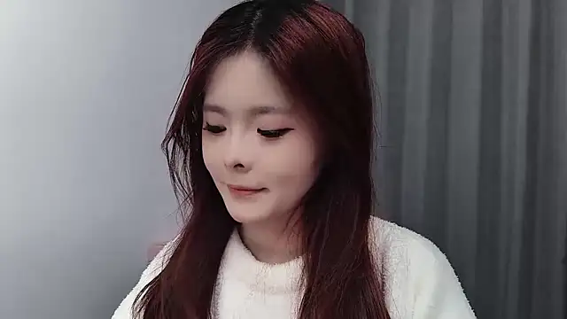 Snapshot of cherry-_-cherry chatting on February 3, 2026, 11:04 am cherry- -cherry online show from February 3, 2026, 11:04 am