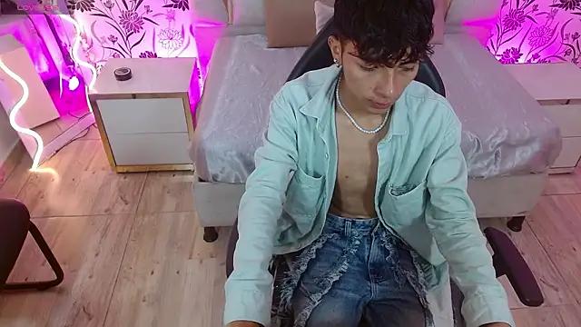 Snapshot of osamu_tay chatting on February 14, 2026, 11:51 am osamu tay online show from February 14, 2026, 11:51 am