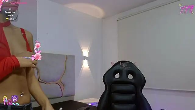 TINY TAY online show from March 2, 2026, 11:50 am