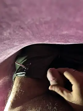 Snapshot of hardlysuck chatting on January 31, 2026, 7:11 pm hardlysuck online show from January 31, 2026, 7:11 pm