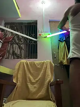 Snapshot of hardlysuck chatting on February 19, 2026, 2:13 pm hardlysuck online show from February 19, 2026, 2:13 pm