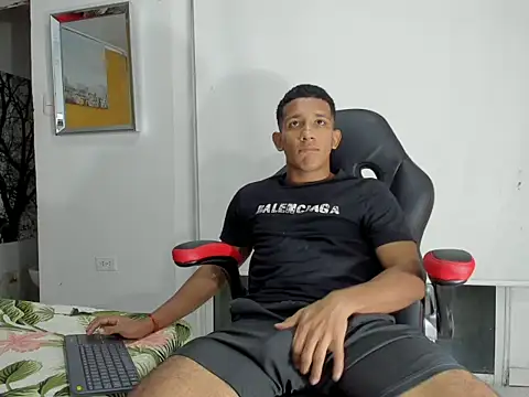 Snapshot of ricky_spensar23cm_ chatting on February 27, 2026, 2:00 am ricky spensar23cm online show from February 27, 2026, 2:00 am