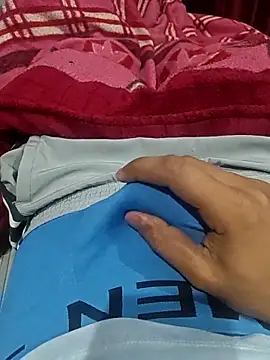 Snapshot of HORNY_DirtyMind chatting on February 4, 2026, 4:24 pm HORNY DirtyMind online show from February 4, 2026, 4:24 pm